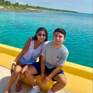 Meet your Posher, Ana